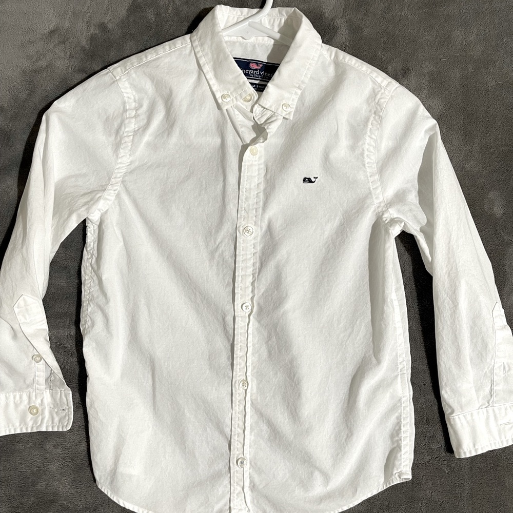 Vineyard Vines Boys End on End Whale Shirt, Size 7, White.